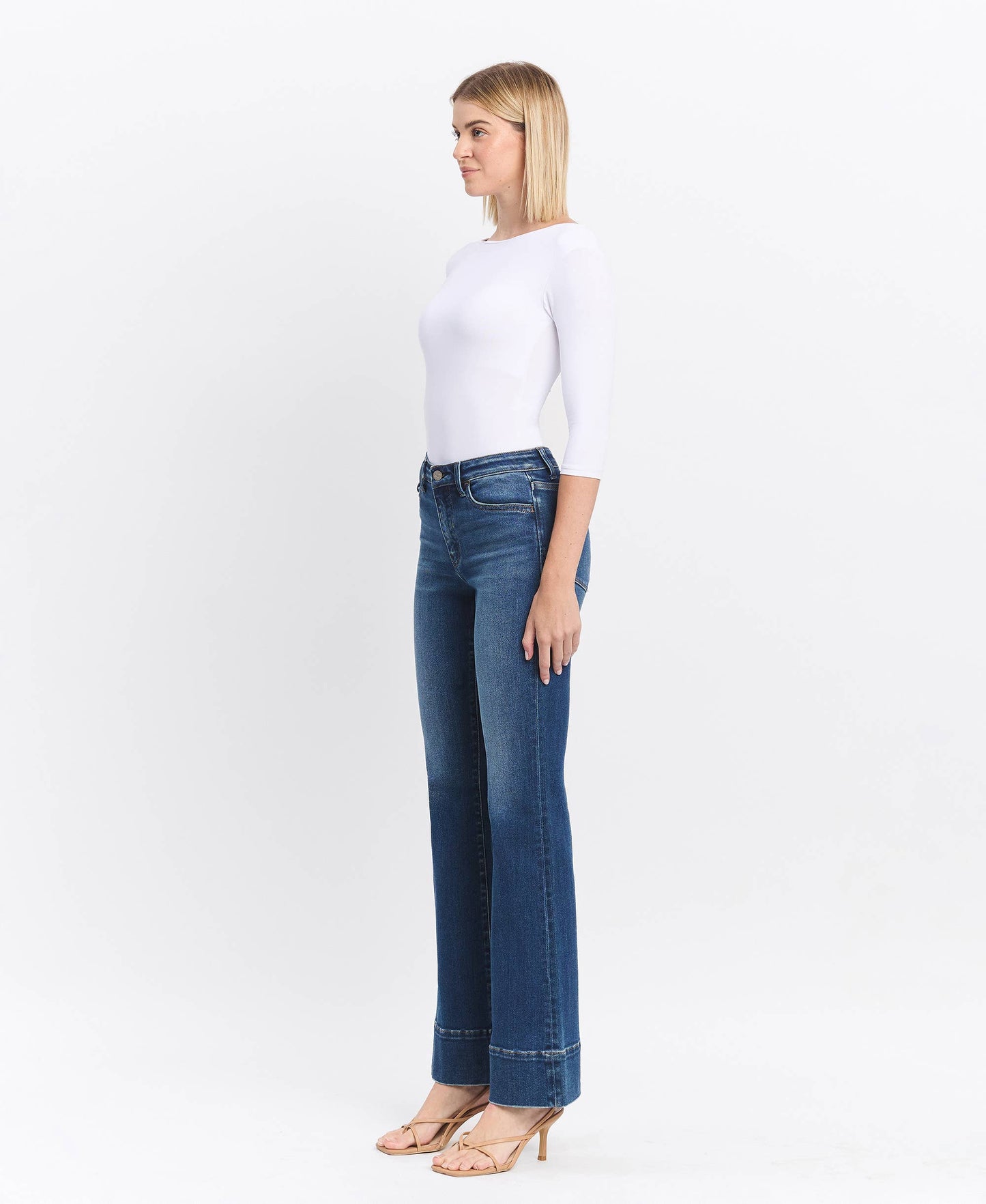HIGH RISE DARK WASH TROUSER HEM BOOTCUT JEANS T6641