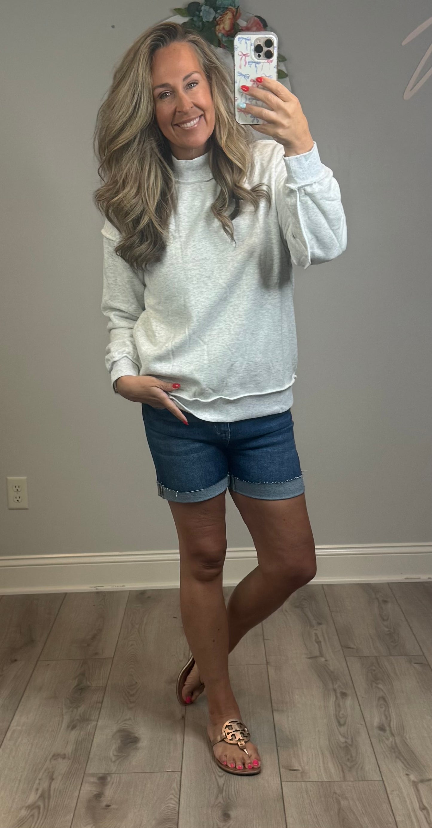 Oversized Drop Shoulder Reversible Mockneck Sweatshirt (S-XL)