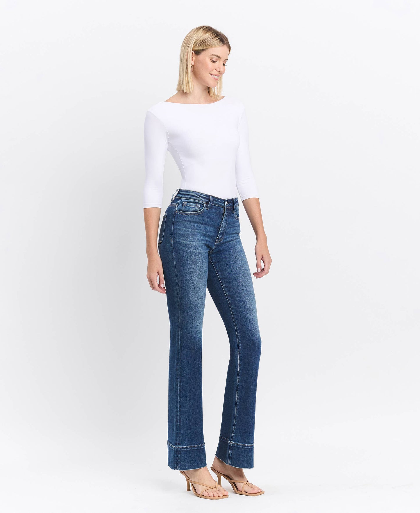 HIGH RISE DARK WASH TROUSER HEM BOOTCUT JEANS T6641